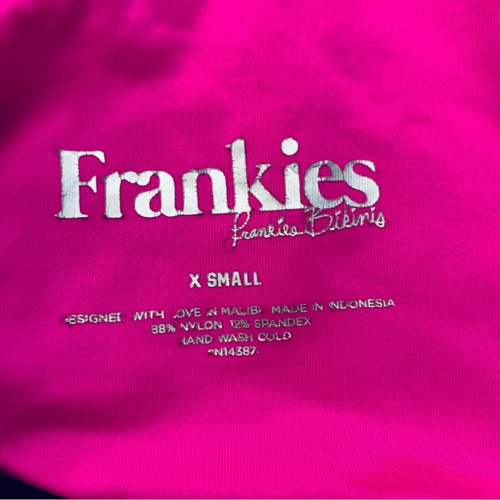 Frankies Bikinis Austin Fuchsia Hot Pink Front Knot Tie Ribbed Bikini Top Swim